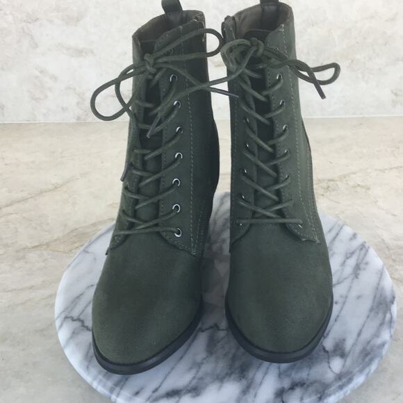 Dazzle Green Faux-Suede Lace-up Booties with side Zipper Women's Size 9 - Picture 1 of 16